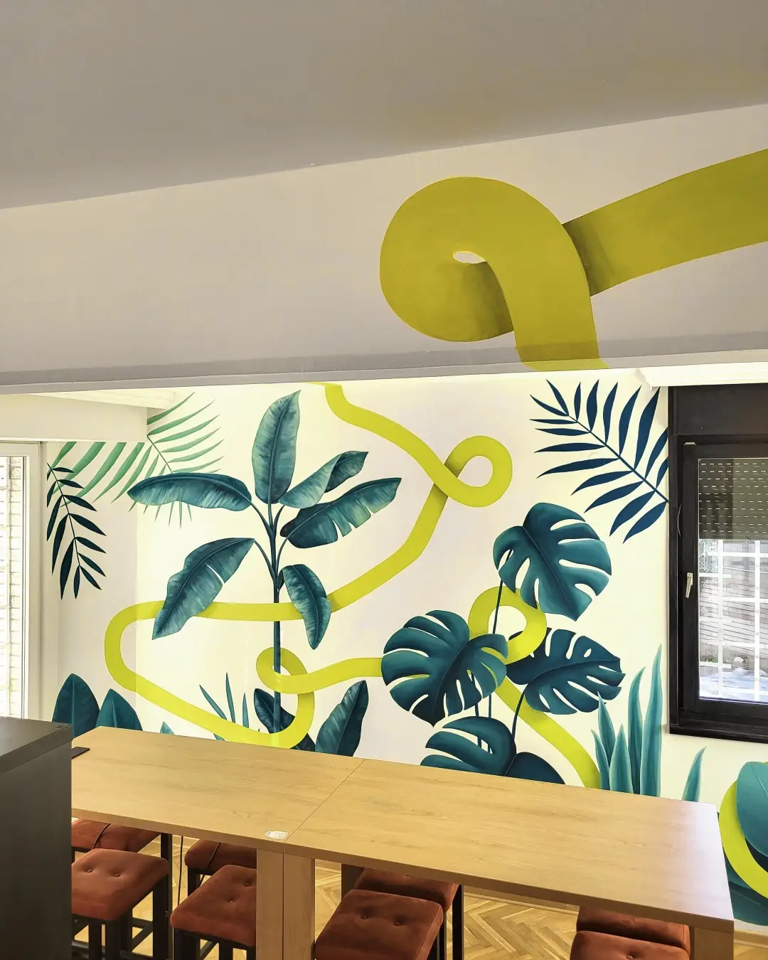 mural sa biljnim motivima - kancelarija beograd